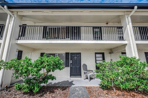 Condominio en venta en Clearwater, Florida, 2 dormitorios, 74.32 m2 № 2230847 - foto 3