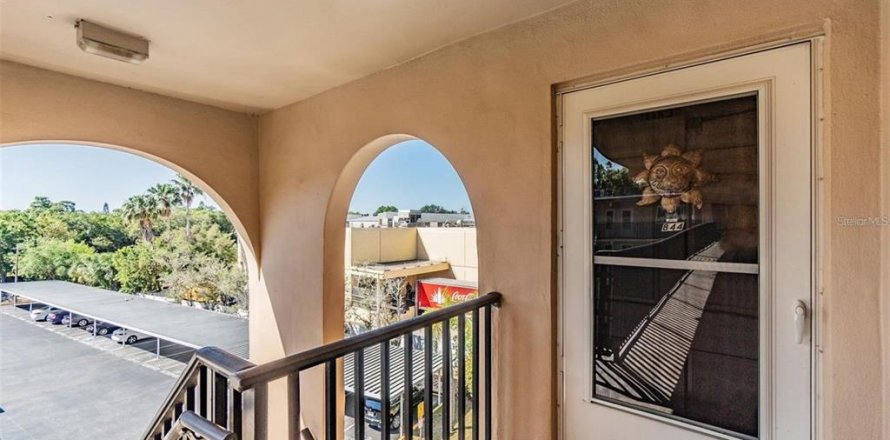 Condo à Belleair Bluffs, Floride, 2 chambres  № 1597715