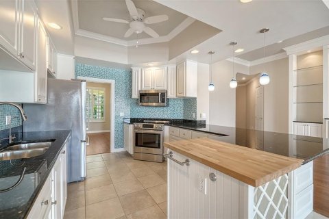 Купить виллу или дом в Сарасота, Флорида 8 комнат, 234.21м2, № 2420589 - фото 18