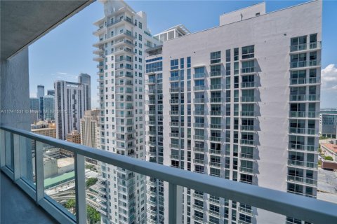 Condo in Miami, Florida, 1 bedroom  № 1860549 - photo 28