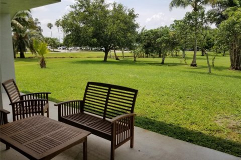 Casa en alquiler en Wellington, Florida, 4 dormitorios, 177.91 m2 № 1216146 - foto 1