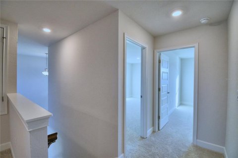 House in Winter Haven, Florida 4 bedrooms, 204.57 sq.m. № 1847153 - photo 23