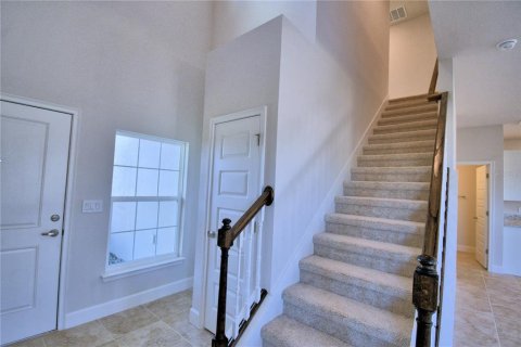 House in Winter Haven, Florida 4 bedrooms, 204.57 sq.m. № 1847153 - photo 5