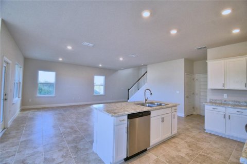 House in Winter Haven, Florida 4 bedrooms, 204.57 sq.m. № 1847153 - photo 15