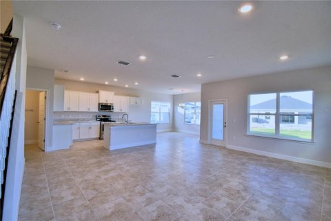 House in Winter Haven, Florida 4 bedrooms, 204.57 sq.m. № 1847153 - photo 7
