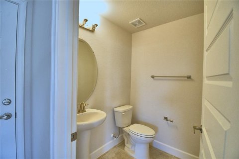 House in Winter Haven, Florida 4 bedrooms, 204.57 sq.m. № 1847153 - photo 18