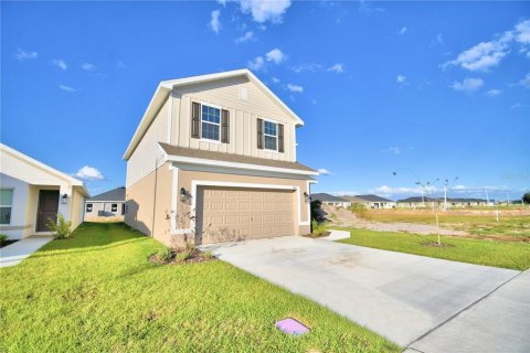 House in Winter Haven, Florida 4 bedrooms, 204.57 sq.m. № 1847153 - photo 2