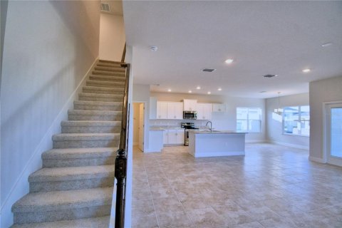 House in Winter Haven, Florida 4 bedrooms, 204.57 sq.m. № 1847153 - photo 6
