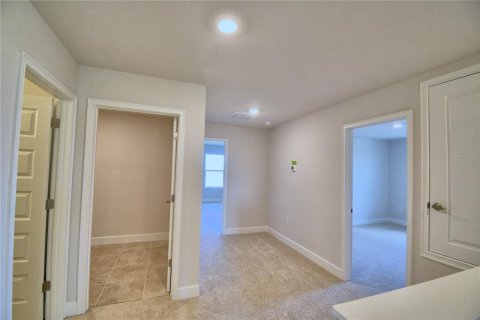 House in Winter Haven, Florida 4 bedrooms, 204.57 sq.m. № 1847153 - photo 22