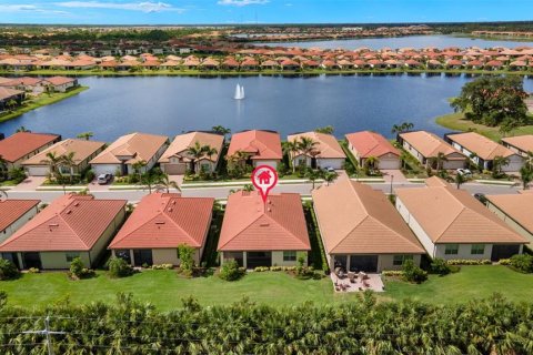 Casa en venta en Nokomis, Florida, 4 dormitorios, 187.94 m2 № 1785479 - foto 6