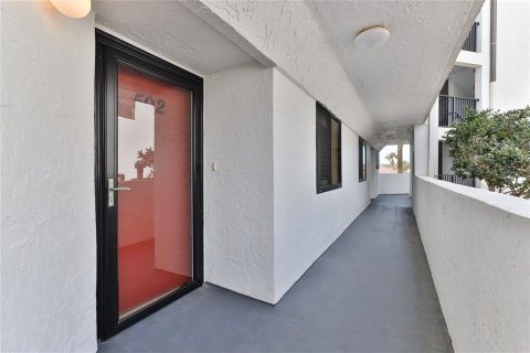 Condo in New Smyrna Beach, Florida, 3 bedrooms  № 1130900 - photo 19