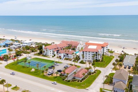 Condo in New Smyrna Beach, Florida, 3 bedrooms  № 1130900 - photo 2