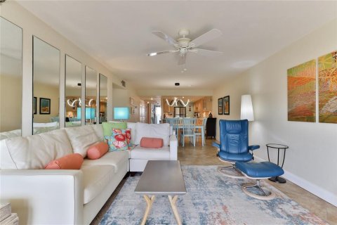 Condo in New Smyrna Beach, Florida, 3 bedrooms  № 1130900 - photo 29