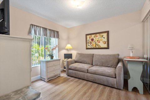 Condo in Palm City, Florida, 3 bedrooms  № 2194064 - photo 23