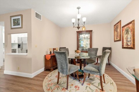 Condo in Palm City, Florida, 3 bedrooms  № 2194064 - photo 7