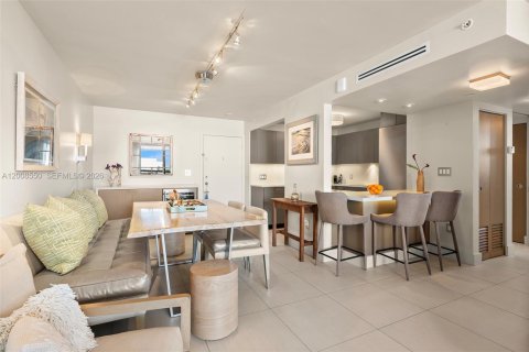 Copropriété à vendre à Miami Beach, Floride: 2 chambres, 89.19 m2 № 2072202 - photo 5