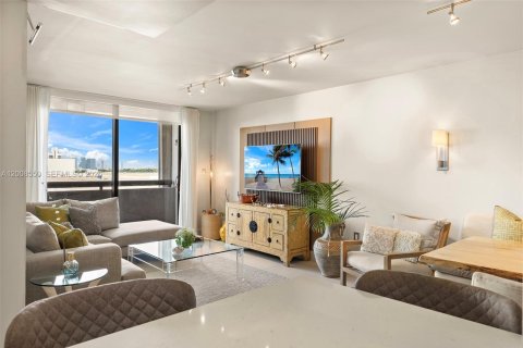 Condo à Miami Beach, Floride, 2 chambres  № 2072202