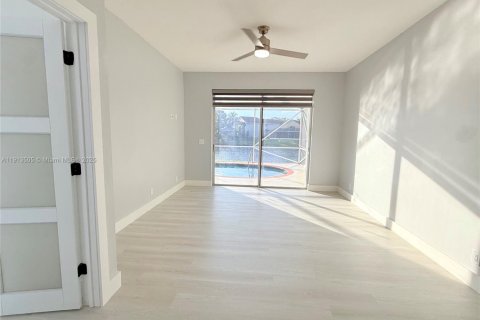 House in Pembroke Pines, Florida 4 bedrooms, 202.06 sq.m. № 1968993 - photo 19