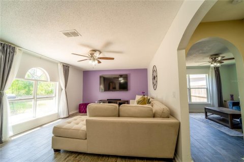 Villa ou maison à louer à Wesley Chapel, Floride: 4 chambres, 204.38 m2 № 1644715 - photo 7