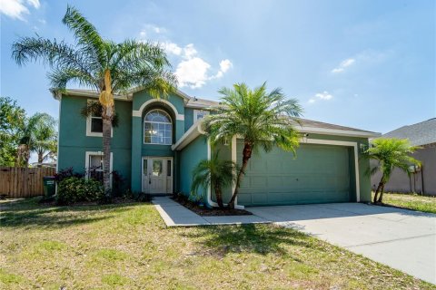 Villa ou maison à louer à Wesley Chapel, Floride: 4 chambres, 204.38 m2 № 1644715 - photo 1