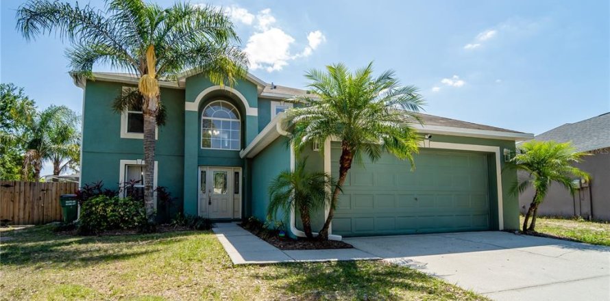 Villa ou maison à Wesley Chapel, Floride 4 chambres, 204.38 m2 № 1644715