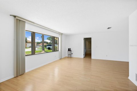 House in Palm Coast, Florida 3 bedrooms, 178.84 sq.m. № 1849888 - photo 6