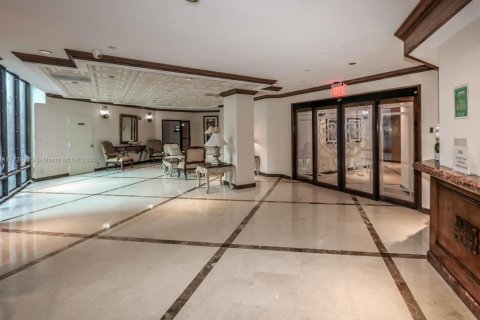 Condominio en venta en Aventura, Florida, 2 dormitorios, 96.9 m2 № 1860272 - foto 3