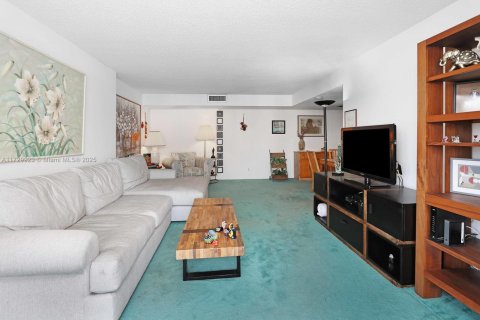 Condominio en venta en Aventura, Florida, 2 dormitorios, 96.9 m2 № 1860272 - foto 7