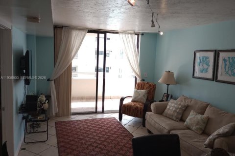 Copropriété à vendre à Miami Beach, Floride: 1 chambre, 76.18 m2 № 1996460 - photo 3