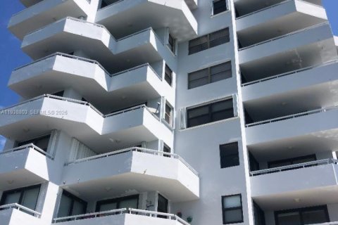 Condo à Miami Beach, Floride, 1 chambre  № 1996460