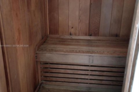 Copropriété à vendre à Miami Beach, Floride: 1 chambre, 76.18 m2 № 1996460 - photo 19