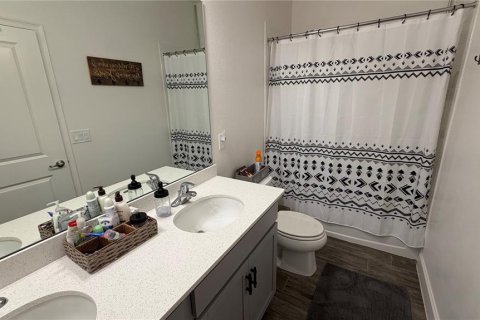 Villa ou maison à louer à Clermont, Floride: 4 chambres, 218.88 m2 № 2381264 - photo 26