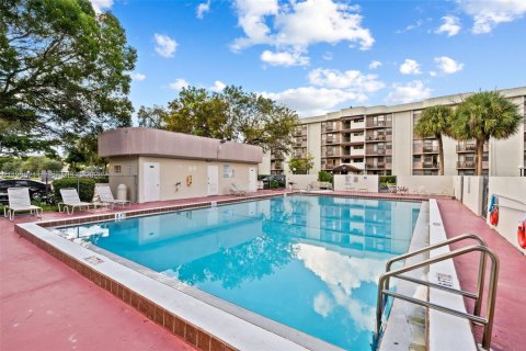 Copropriété à louer à Coral Springs, Floride: 1 chambre, 57.51 m2 № 2063474 - photo 20
