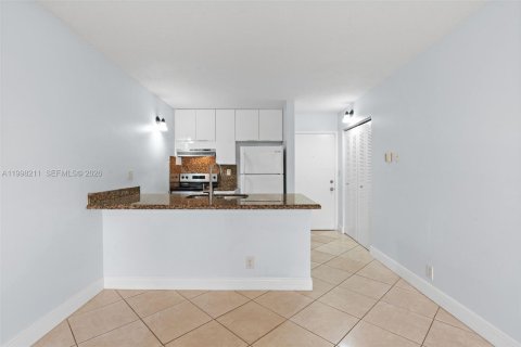 Copropriété à louer à Coral Springs, Floride: 1 chambre, 57.51 m2 № 2063474 - photo 6
