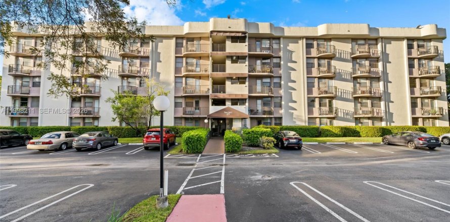 Condo à Coral Springs, Floride, 1 chambre  № 2063474