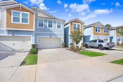 Touwnhouse à vendre à Lutz, Floride: 3 chambres, 214.33 m2 № 1720664 - photo 2