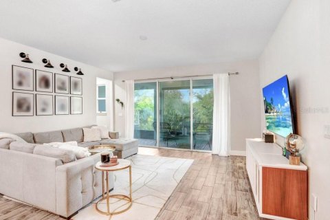 Touwnhouse à vendre à Lutz, Floride: 3 chambres, 214.33 m2 № 1720664 - photo 9
