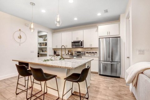 Touwnhouse à vendre à Lutz, Floride: 3 chambres, 214.33 m2 № 1720664 - photo 7