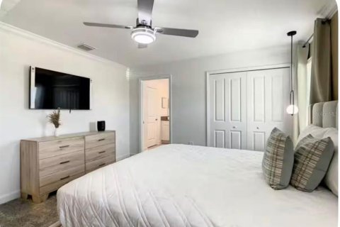Townhouse in Kissimmee, Florida 4 bedrooms, 176.7 sq.m. № 2125311 - photo 19