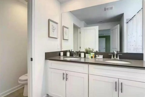 Townhouse in Kissimmee, Florida 4 bedrooms, 176.7 sq.m. № 2125311 - photo 25