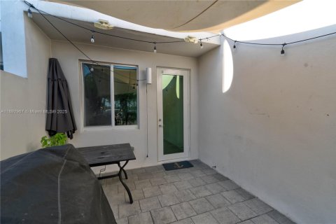 Touwnhouse à vendre à Doral, Floride: 3 chambres, 157.19 m2 № 1945217 - photo 25
