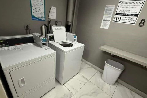 Снять в аренду кондоминиум в Норт-Майами-Бич, Флорида 1 спальня, 72.46м2, № 2001316 - фото 27