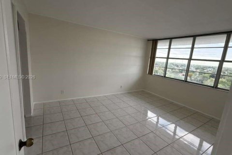 Снять в аренду кондоминиум в Норт-Майами-Бич, Флорида 1 спальня, 72.46м2, № 2001316 - фото 20
