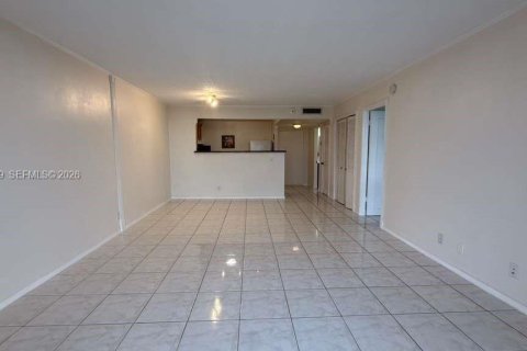 Condo in North Miami Beach, Florida, 1 bedroom  № 2001316