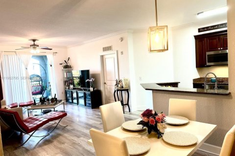 Condo in Boynton Beach, Florida, 2 bedrooms  № 2024137 - photo 7