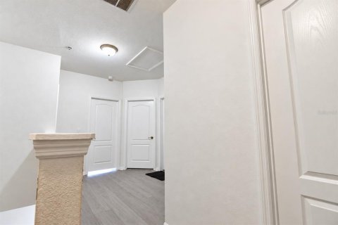 Touwnhouse à vendre à Orlando, Floride: 3 chambres, 147.99 m2 № 2403179 - photo 12