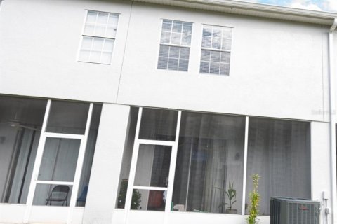 Touwnhouse à vendre à Orlando, Floride: 3 chambres, 147.99 m2 № 2403179 - photo 26