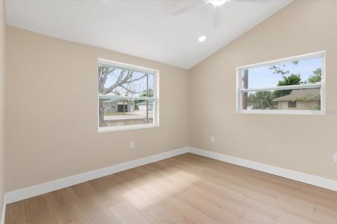 House in Venice, Florida 3 bedrooms, 121.05 sq.m. № 2094674 - photo 20