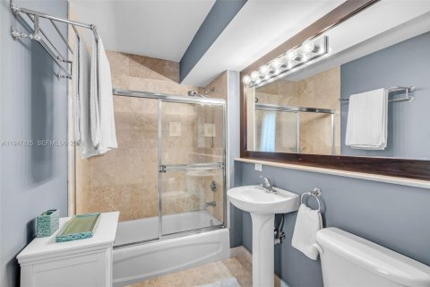 Снять в аренду кондоминиум в Майами-Бич, Флорида 2 спальни, 84.82м2, № 2003930 - фото 11