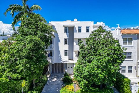 Снять в аренду кондоминиум в Майами-Бич, Флорида 2 спальни, 84.82м2, № 2003930 - фото 20